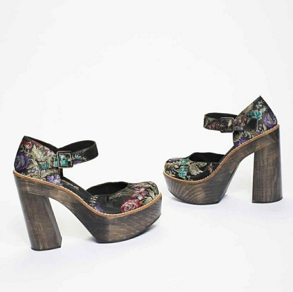 Free People Sassy & Gorgeous Platforms - Picture 6 of 6